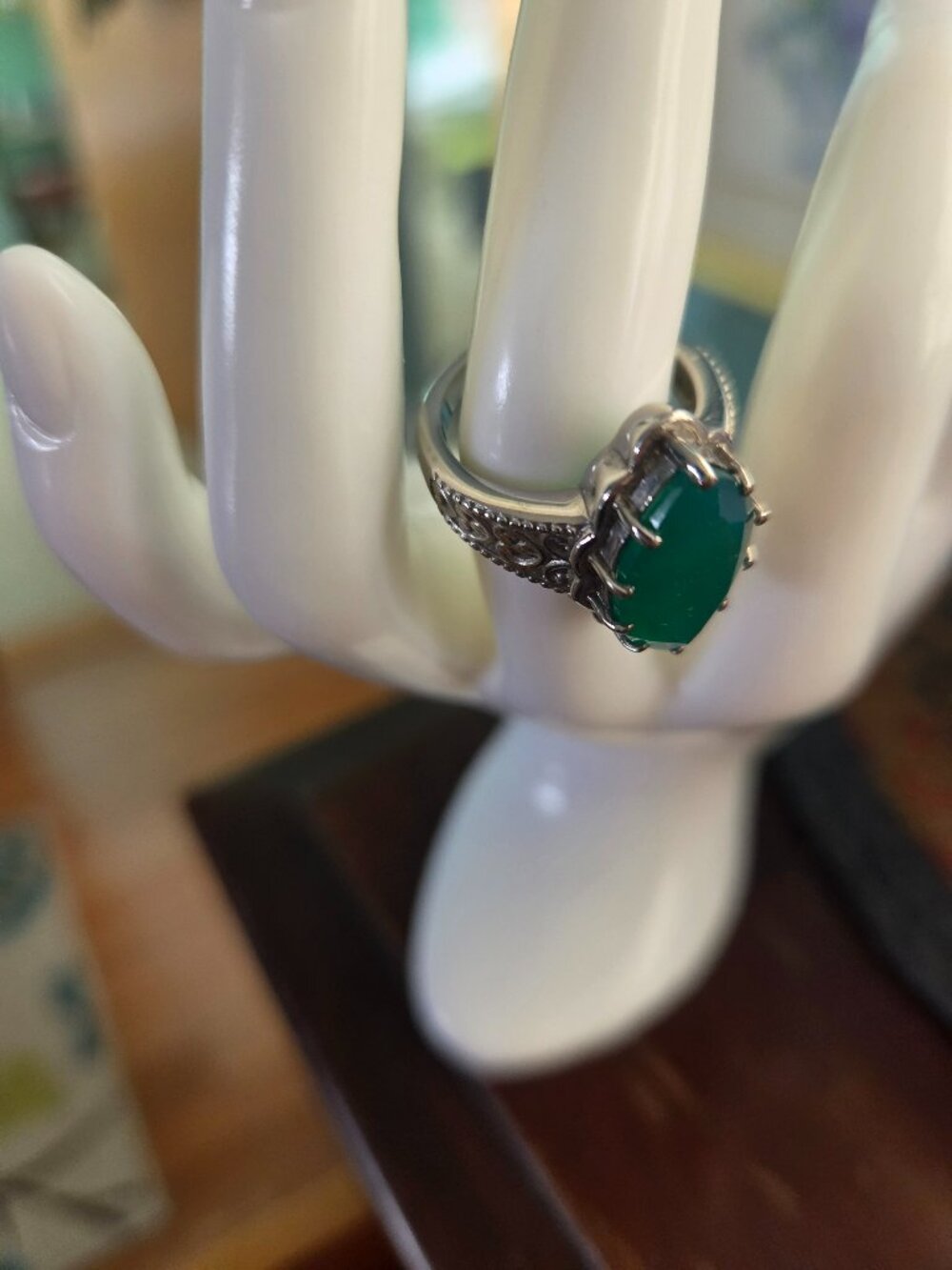 green onyx solitaire ring stainless steel size 7 beautiful piece new